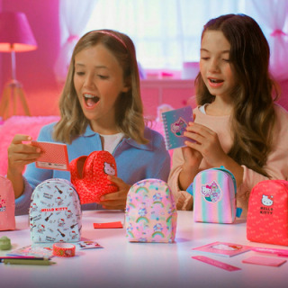 Сумка-сюрприз Hello Kitty 43/СN22 Приємні дрібнички